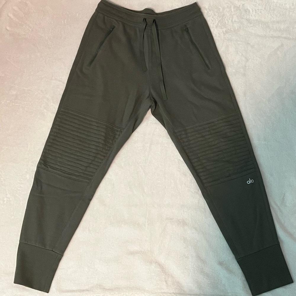 Alo sweatpants